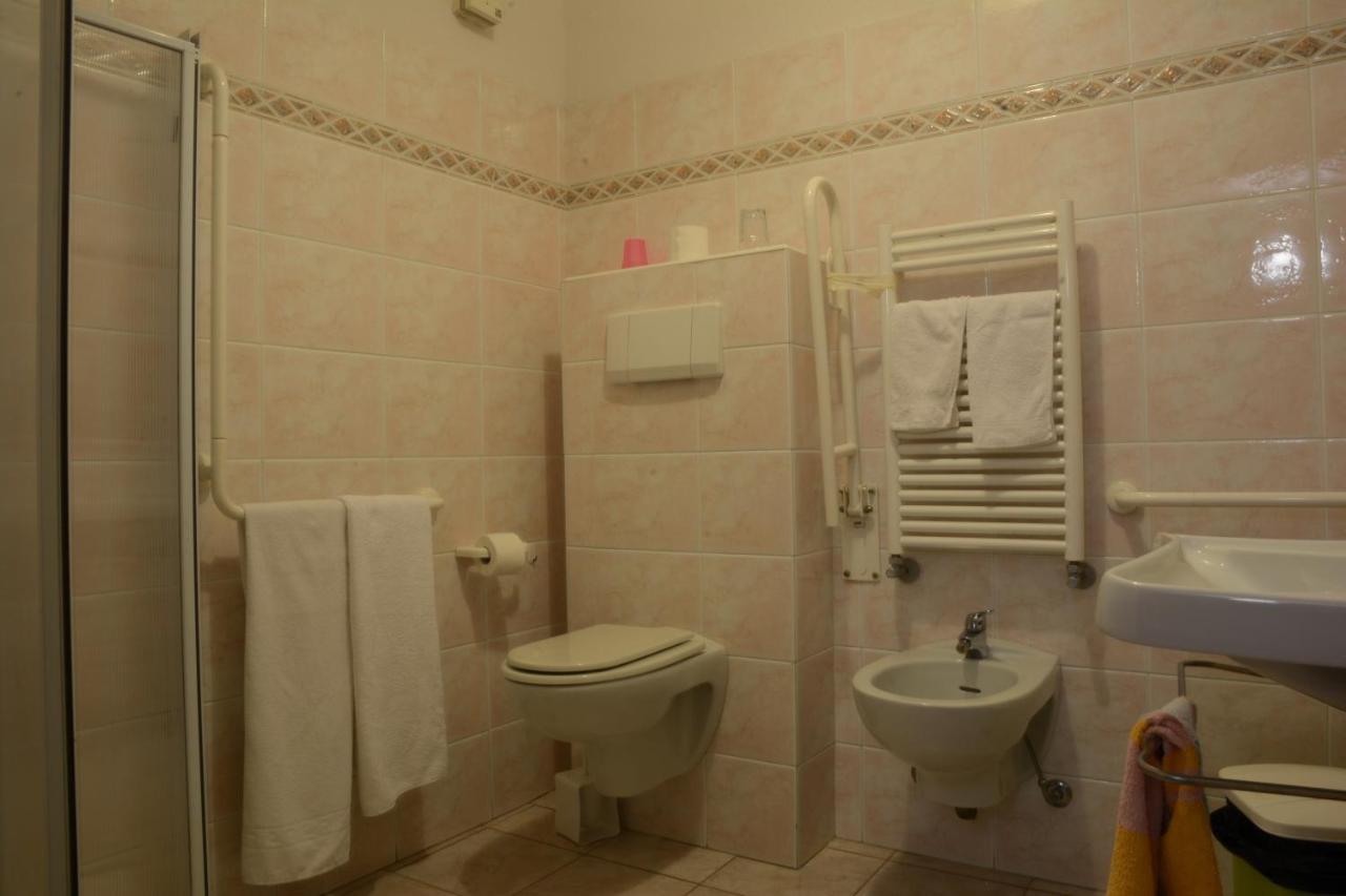 Hotel Pezzoli1938 Gressan Extérieur photo